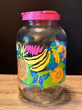 Vintage 90s Dayton Hudson Sun Tea Glass Jar Vibrant Fruit Iced Tea Pink Lid
